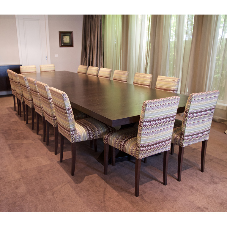 16 seat dining table